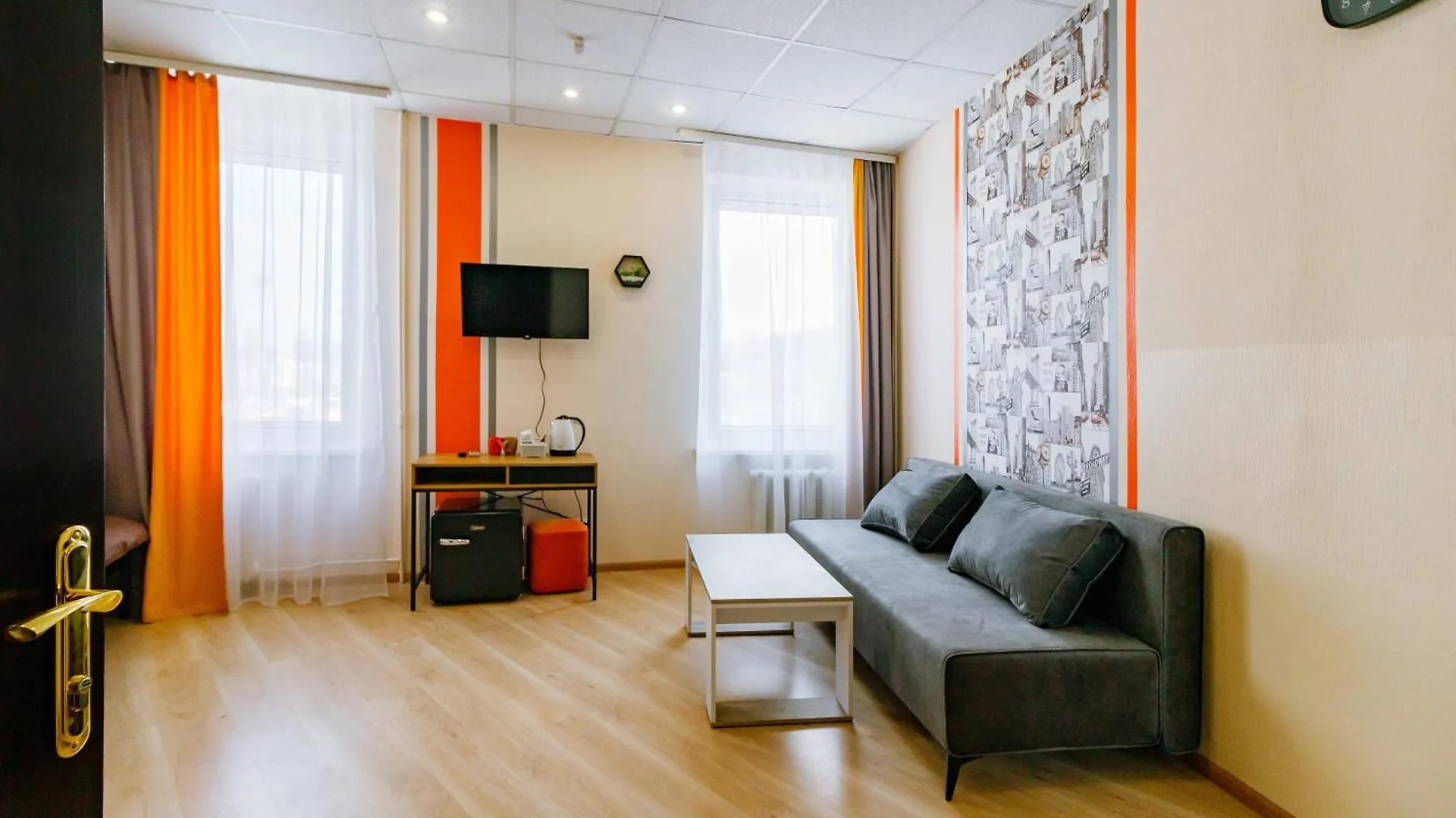 Uneed Hotel - Готельні Номери Біля Вокзалу Kijów 0*,  Ukraina