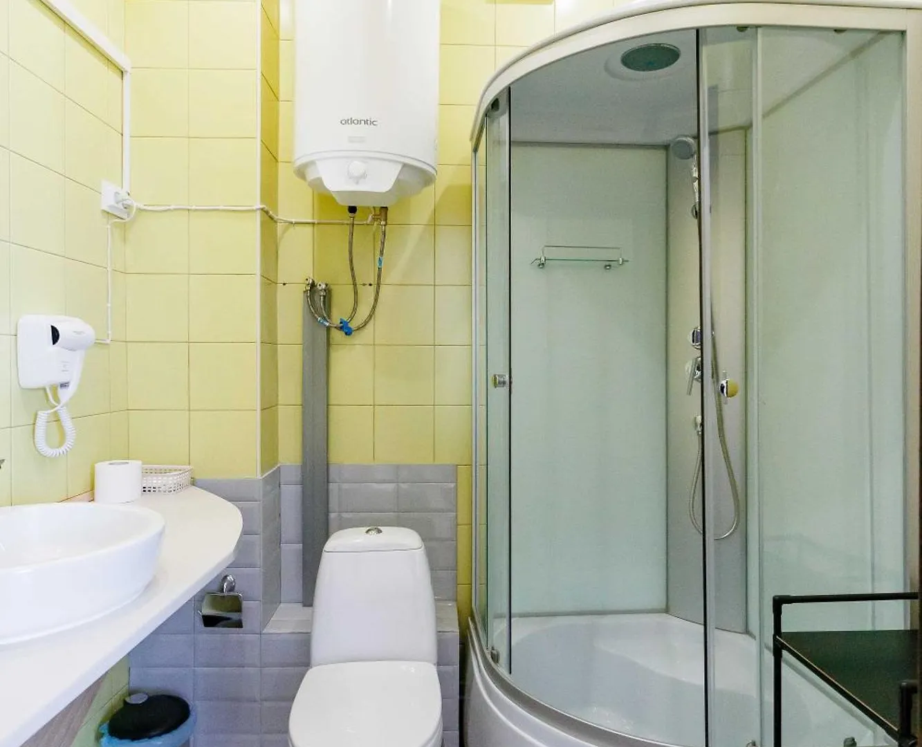 Uneed Hotel - Готельні Номери Біля Вокзалу Kijów